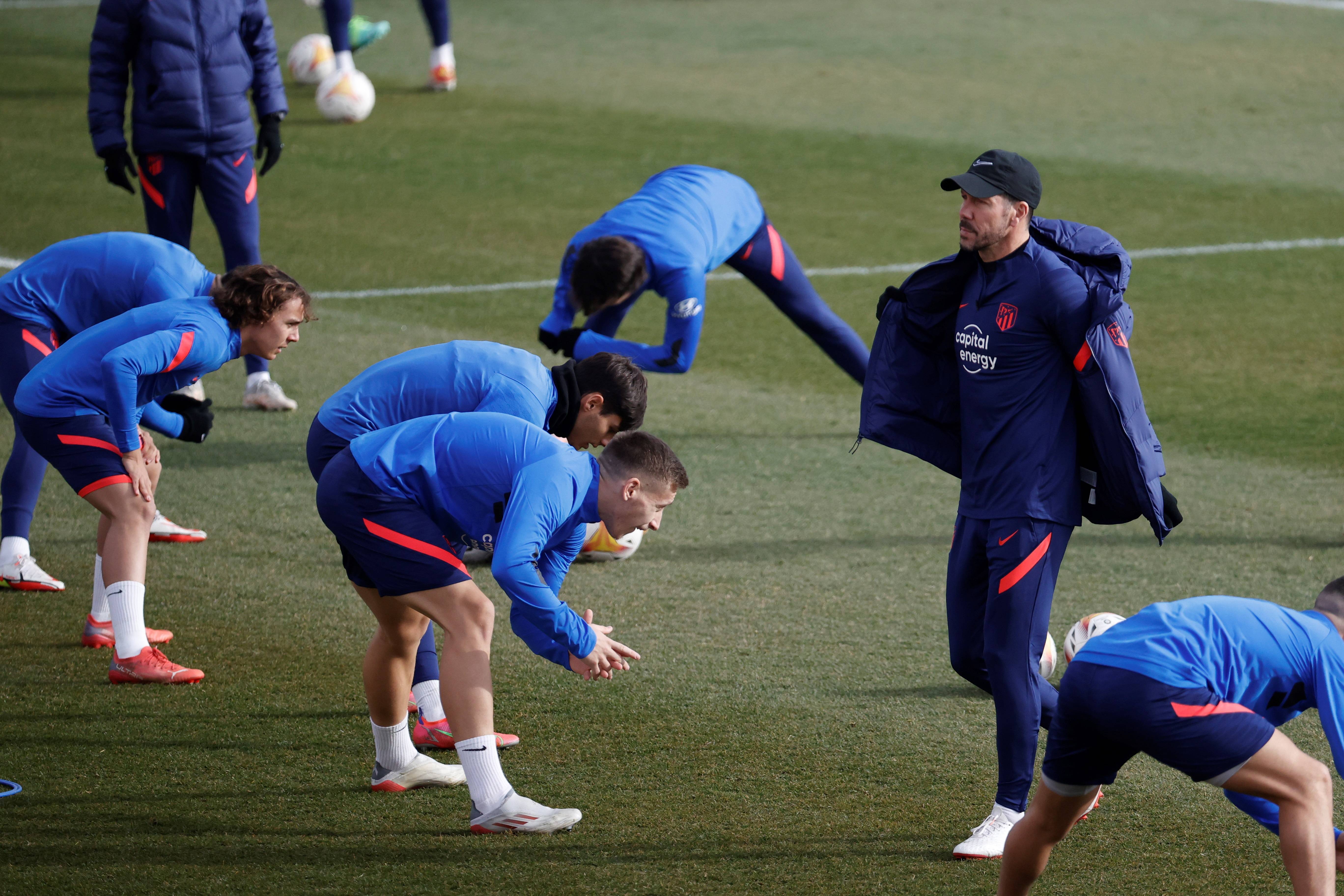 db电竞官网官网-赛前浙江稠州备战西甲，绝杀压哨细节曝光，气氛紧张，医务组通报恢复